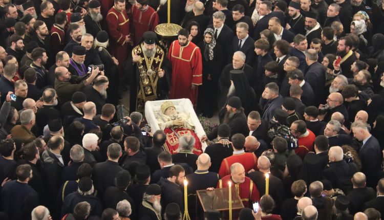 Η-Γεωργία-αποχαιρετά-τον-Πατριάρχη-της-–-Αύριο-το-πρωί-η-Εξόδιος-Ακολουθία