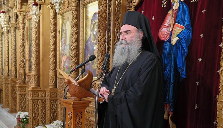 Αναστάσιμος-Εσπερινός-και-ομιλία-από-τον-Επίσκοπο-Αμφιπόλεως-Χριστοφόρο-στη-Νάουσα