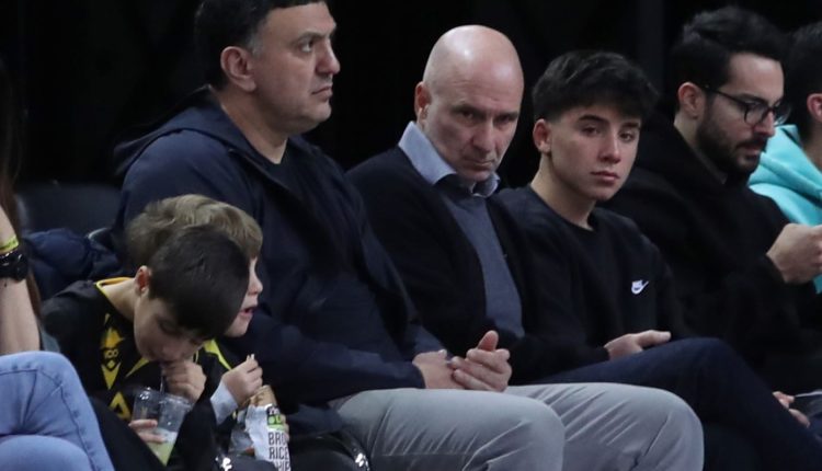 Στη-«sunel-arena»-ο-Υπουργός-Ναυτιλίας-Βασίλης-Κικίλιας