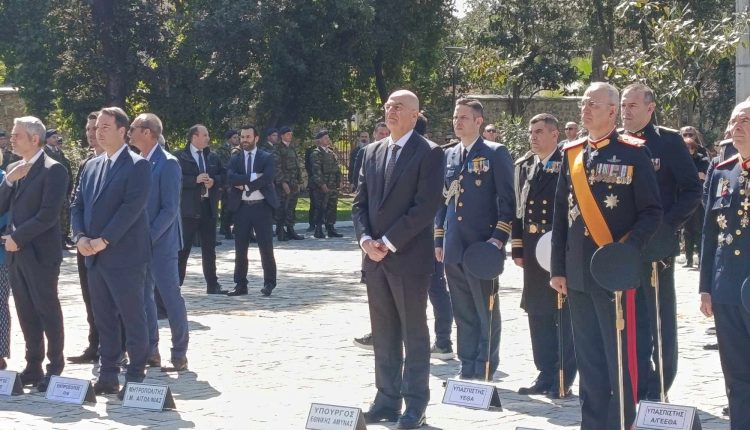 Στο-Μεσολόγγι-για-τον-εορτασμό-της-25ης-Μαρτίου-ο-Ν.-Δένδιας:-“Η-ιστορική-μνήμη-οδηγός-ευθύνης-για-το-παρόν-και-το-μέλλον”