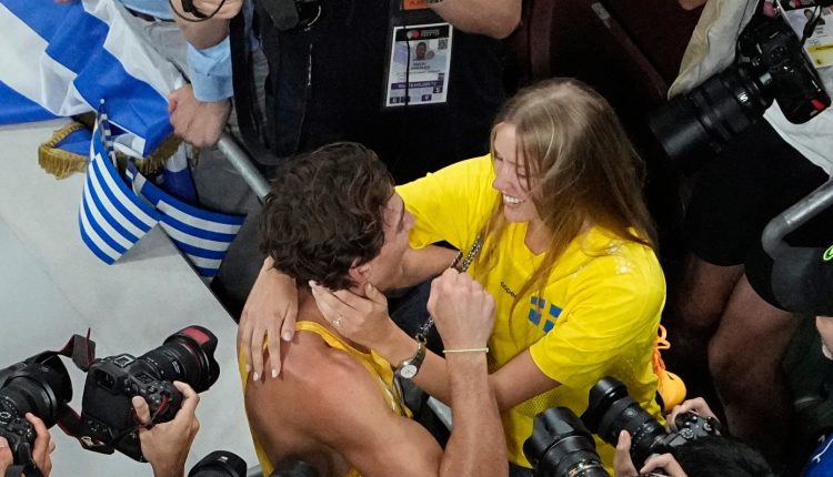 Άρμαντ-Ντουπλάντις:-Ο…-κρυφός-γάμος-του-Σουηδού-με-την-αγαπημένη-του-Ντεζιρέ