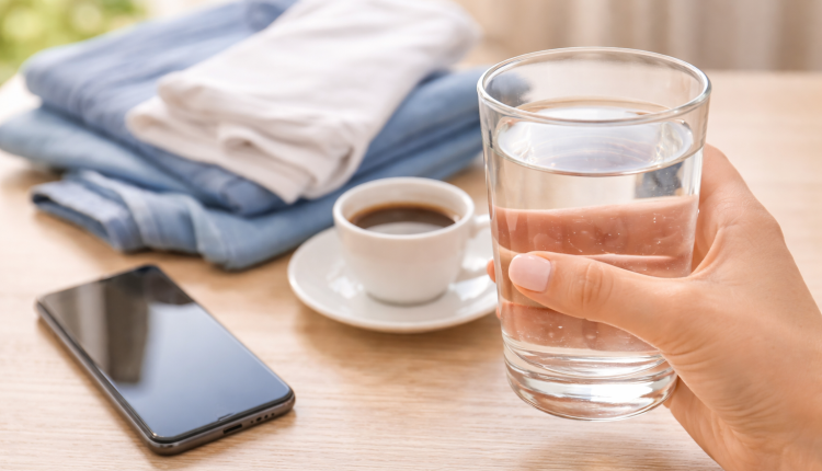 Πόσο-νερό-καταναλώνεις-χωρίς-να-το-ξέρεις:-Το-κρυφό-υδατικό-αποτύπωμα-της-καθημερινής-ζωής