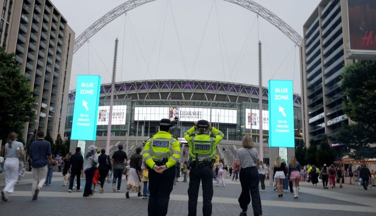 to-community-shield-αλλάζει-χώρα-λόγω…-συναυλίας!