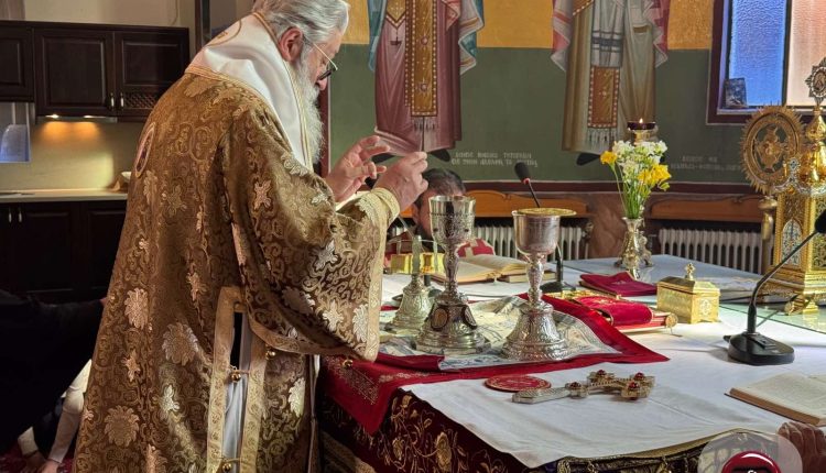 Αλεξανδρουπόλεως-Άνθιμος:-Ο-Χριστός-είναι-το-φως-που-μας-οδηγεί-μακριά-από-το-σκοτάδι