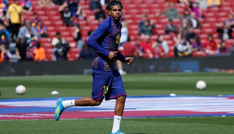 Ξέσπασε-ο-Γιαμάλ-κατά-Φλικ-για-την-αλλαγή-του:-«Είναι-τρελό,-μόνο-εγώ,-πάντα-εγώ»,-φώναζε!