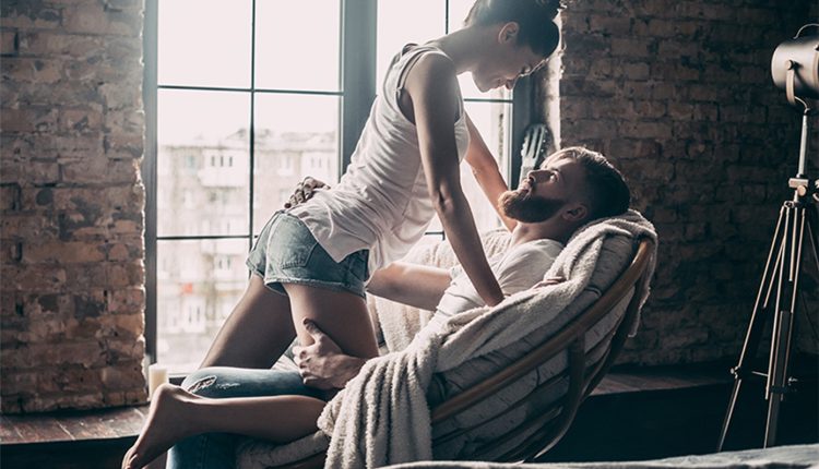 Πόσο-συχνά-«πρέπει»-να-κάνουν-σεξ-τα-ζευγάρια;-–-Το-δεδομένο-που-καταρρίπτει-το-μύθο