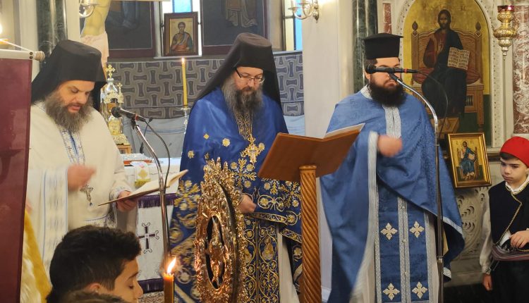 Από-την-πανηγυρική-δοξολογία-της-25ης-Μαρτίου,-στον-Άγιο-Δημήτριο-Όπλων,-Κάτω-Πατήσια