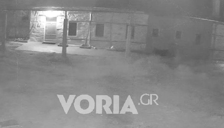 Σεισμός-στο-Άγιο-Όρος:-Η-στιγμή-που-τα-4,9-ρίχτερ-«χτυπούν»-τις-Καρυές-–-Δείτε-βίντεο