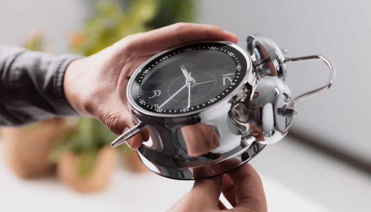 Αλλαγή-ώρας:-Πότε-θα-γυρίσουμε-τους-δείκτες-των-ρολογιών