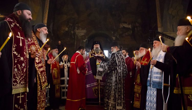 Μητροπολίτης-Σιό:-“Όλες-αυτές-τις-ημέρες-ζήσαμε-ένα-θαύμα-στη-Γεωργία”-–-Ημέρα-Αυτοκεαφαλίας-και-9ημερο-μνημόσυνο-Πατριάρχη-Ηλία