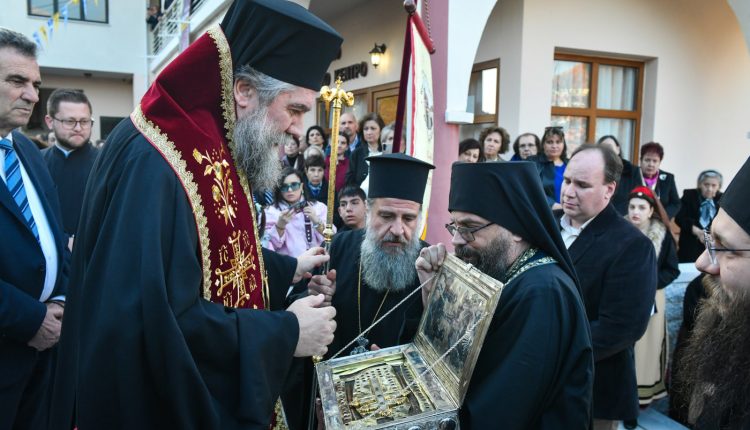 Σερρών-Θεολόγος:-«Σταυρός-ο-φύλαξ-πάσης-της-οικουμένης»