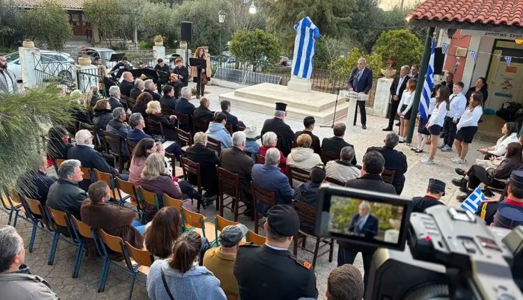Ζάκυνθος:-Αποκαλυπτήρια-Ηρώου-Πεσόντων-στους-Εθνικούς-Αγώνες-της-ΔΕ.-Βασιλικού
