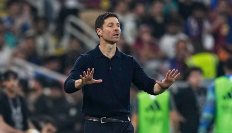 Έτοιμος-για-«Άνφιλντ»-ο-Τσάμπι-Αλόνσο-–-Ο-όρος-που-θέτει-στη-Λίβερπουλ