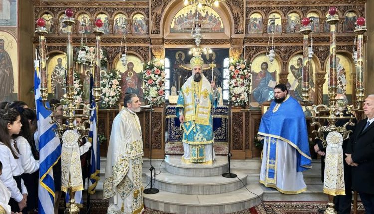 Θήρας-Αμφιλόχιος:-Να-παρακαλέσουμε-την-Παναγία-να-σταματήσουν-οι-πόλεμοι