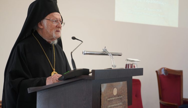 Οικουμενικός-Πατριάρχης:-Ο-Ακάθιστος-Ύμνος-είναι-μεγαλιώδης-ωδή-εις-την-ελευθερίαν