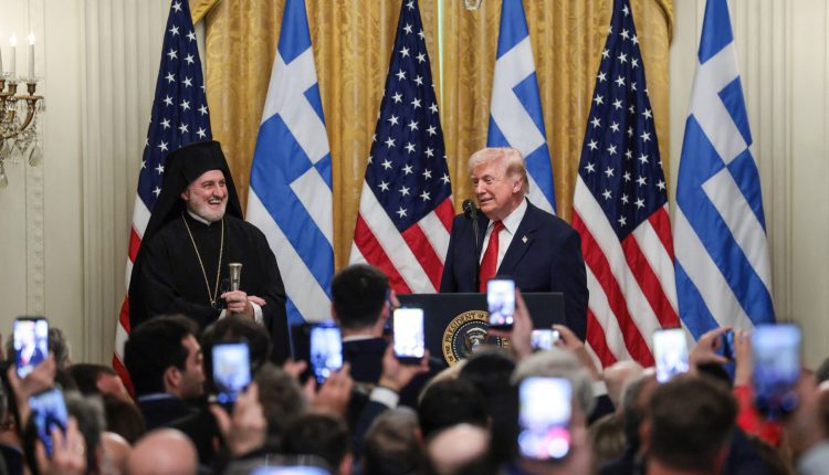 Λευκός-Οίκος:-Παρουσία-Τραμπ-και-Αρχιεπισκόπου-Ελπιδοφόρου-η-δεξίωση-για-την-Ημέρα-της-Ελληνικής-Ανεξαρτησίας