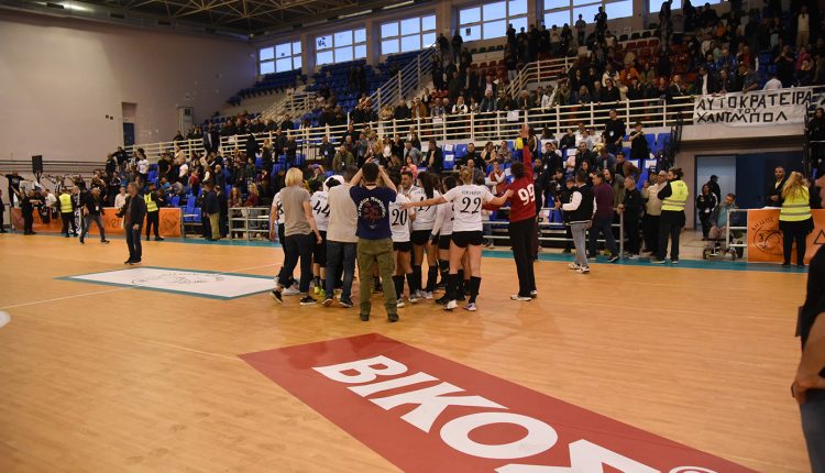 Το-φυσικό-μεταλλικό-νερό-ΒΙΚΟΣ-official-water-partner-στα-final-four-των-Κυπέλλων-Ελλάδος-xάντμπολ 