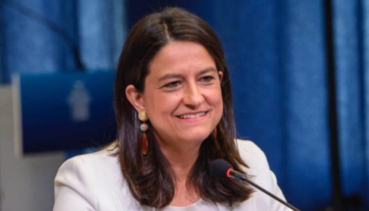 Ν.-Κεραμέως-για-νέα-αύξηση-κατώτατου-μισθού:-Πόσο-ωφελούνται-οι-εργαζόμενοι