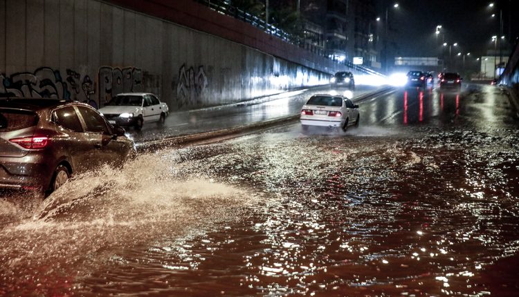 Ασταμάτητη-η-κακοκαιρία-deborah-–-Οι-περιοχές-που-θα-πληγούν-τις-επόμενες-ώρες-και-η-μετεωρολογική-βόμβα