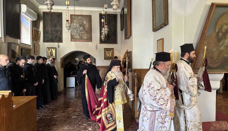 Η-Ακολουθία-του-Ακαθίστου-Ύμνου-στην-εμπόλεμη-Αγία-Γη