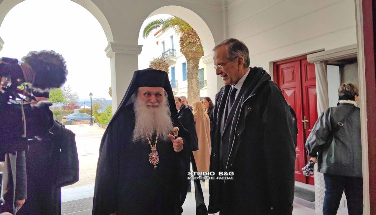 Ναύπλιο:-Επιμνημόσυνη-δέηση-για-την-Ιωάννα-Παπαντωνίου-από-τον-Μητροπολίτη-Αργολίδος-Νεκτάριο