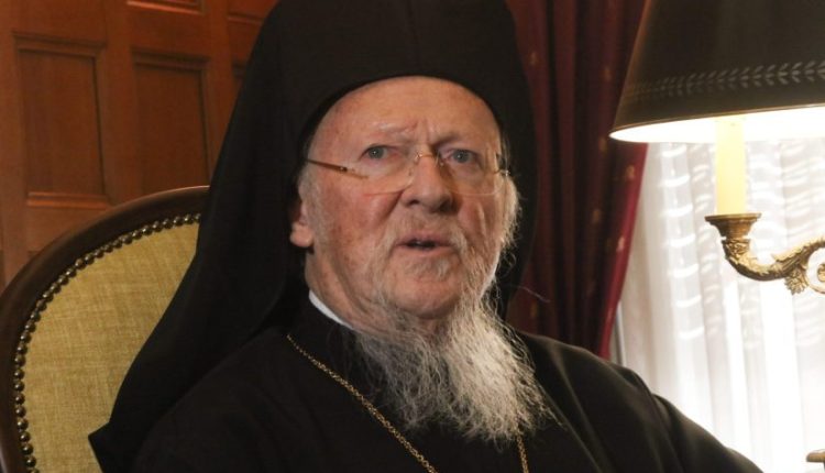 Μέλος-της-Γαλλικής-Ακαδημίας-ο-Οικουμενικός-Πατριάρχης-–-Συνάντηση-με-Μακρόν-στο-Παρίσι