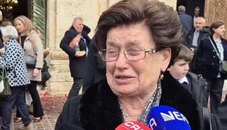 “Εύχομαι-οι-Χανιώτες-να-αγαπούν-το-παιδί-μου”-–-Δάκρυα-συγκίνησης-από-τη-μητέρα-του-Μητροπολίτη-Κυδωνίας