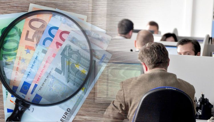 Οι-35-αυξήσεις-που-δόθηκαν-στο-Δημόσιο:-Έως-2,5-επιπλέον-μισθοί-από-το-2023