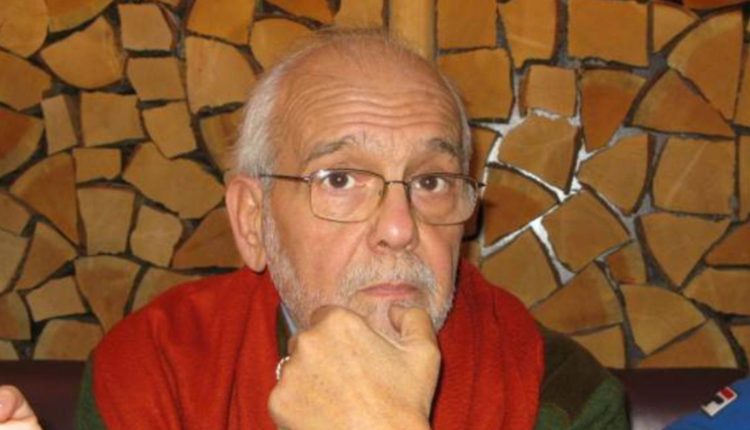 Θλίψη-στον-δημοσιογραφικό-κόσμο:-Έφυγε-από-τη-ζωή-ο-Θάνος-Οικονομόπουλος