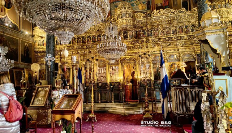 Ο-ΣΤ’-Κατανυκτικός-Εσπερινός-στο-παλιό-Ναύπλιο