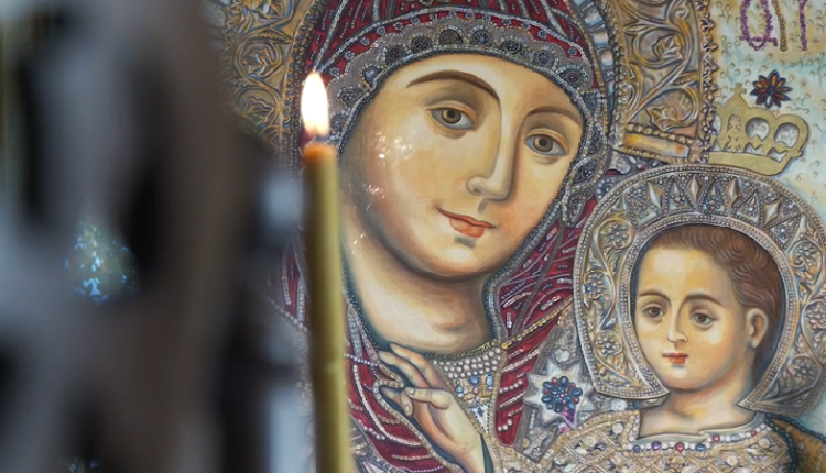 Η-Παναγία,-χαρά-και-παρηγοριά-του-κόσμου