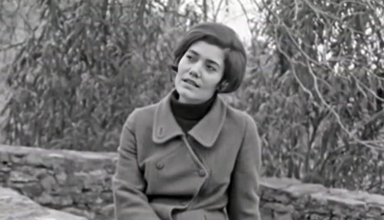 Ιστορική-στιγμή:-Η-εμφάνιση-της-Μαρινέλλας-στην-πρώτη-ψυχαγωγική-εκπομπή-της-τηλεόρασης