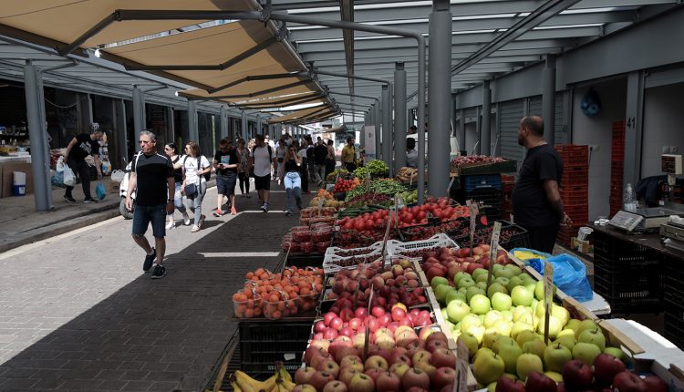 ΣΕΚΛΑ:-Οι-τιμές-ξεκινούν-από-το-χωράφι-και-όχι-από-τη-Λαχαναγορά-του-Ρέντη