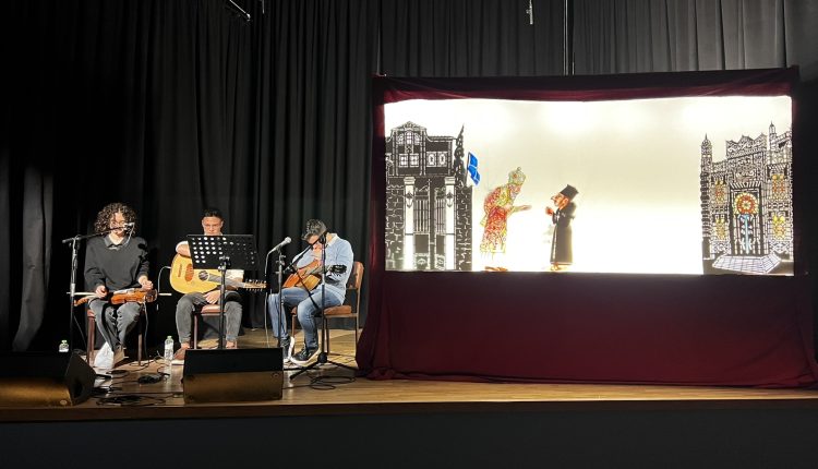 Τα-παιδιά-αγκάλιασαν-την-παράσταση-Θεάτρου-Σκιών-«Πατριάρχης-Γρηγόριος-Ε΄»-στο-Πνευματικό-Κέντρο-της-ΙΜ.-Κίτρους