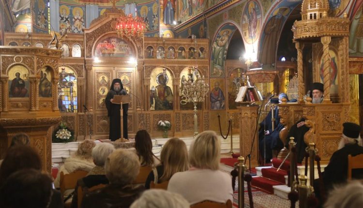 ΣΤ΄-Κατανυκτικός-Εσπερινός-στην-Ναύπακτο:-«Καί-μή-εἰσενέγκῃς-ἡμᾶς-εἰς-πειρασμόν,-ἀλλά-ρῦσαι-ἡμᾶς-ἀπό-τοῦ-πονηροῦ»