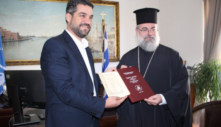 Η-πρώτη-θεσμική-συνάντηση-του-Κυδωνίας-Τίτου-με-τον-Δήμαρχο-Χανίων