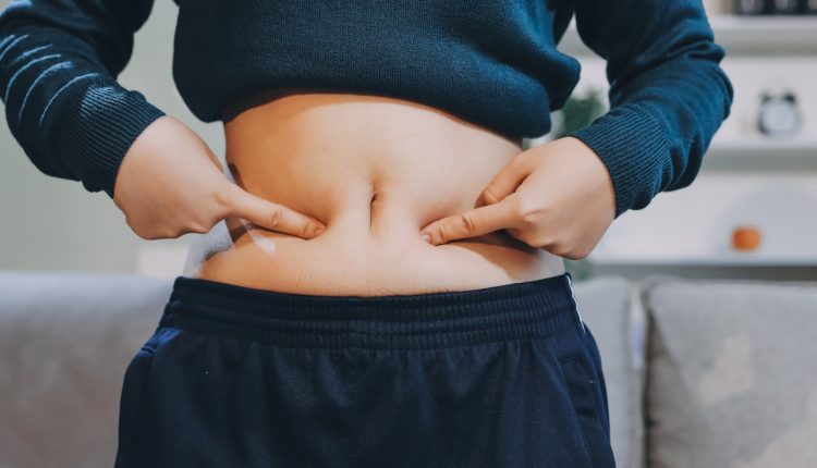 Πώς-να-χάσετε-το-επίμονο-λίπος-στην-κοιλιά-μετά-τα-40-χωρίς-ακραίες-δίαιτες