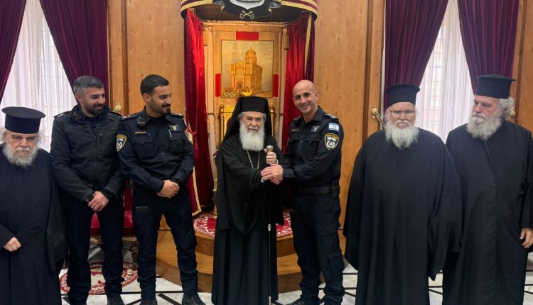 Ισραηλινή-Αστυνομία:-«Σε-συμβολική-και-περιορισμένη-μορφή»-η-Τελετή-του-Αγίου-Φωτός
