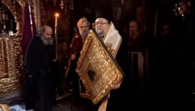 Ο-Μητροπολίτης-Γέρων-Πριγκηποννήσων-στο-Άγιον-Όρος