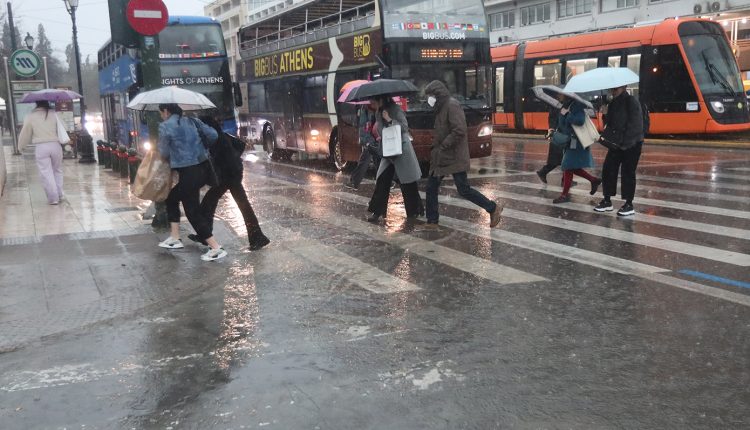 Ήχησε-το-112-για-την-Αττική-λόγω-της-κακοκαιρίας-erminio:-Περιορίστε-τις-μετακινήσεις-σας-μέχρι-τα-μεσάνυχτα