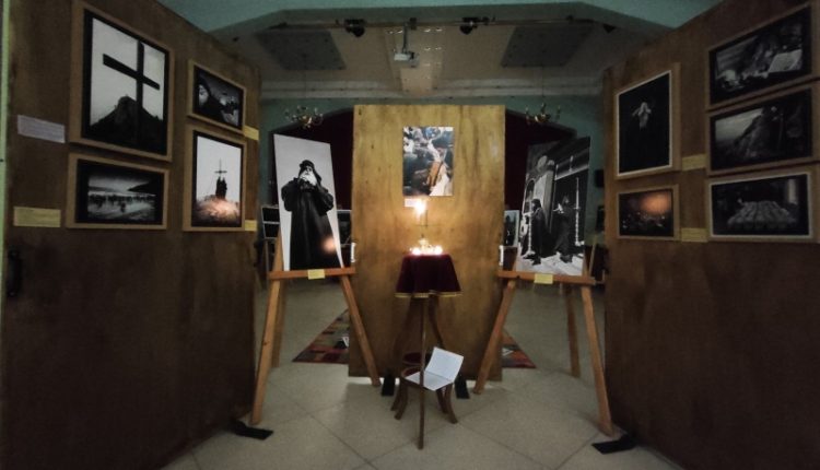 Ολοκληρώθηκε-η-έκθεση-«Πάσχα-στο-Άγιον-Όρος»-στην-ΙΜ.-Γρεβενών