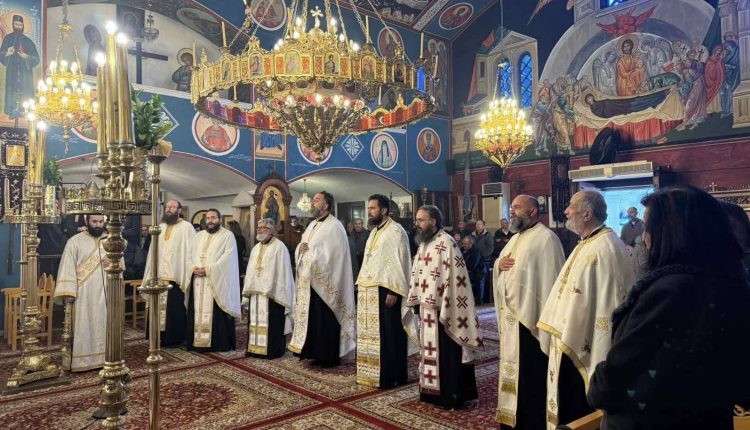 Ο-ΣΤ’-Κατανυκτικός-Εσπερινός-στο-Καμάρι-Θήρας