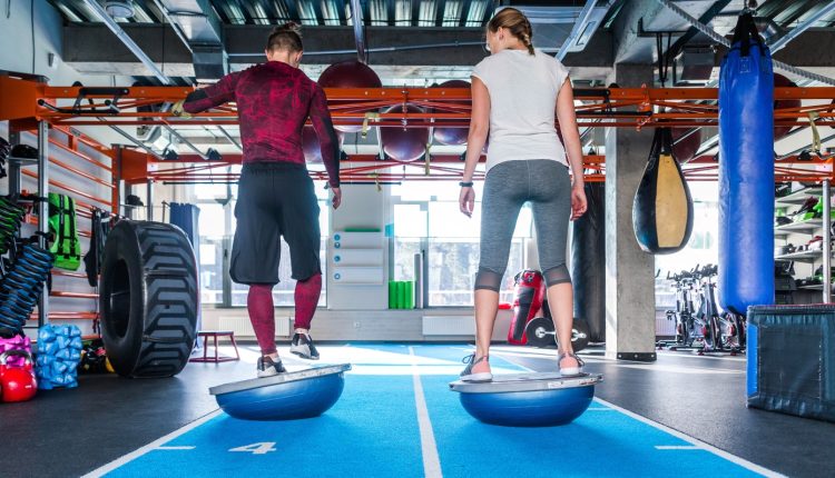 6-αντισυμβατικές-ασκήσεις-ισορροπίας-που-γυμνάζουν-ταυτόχρονα-και-μυαλό-και-σώμα