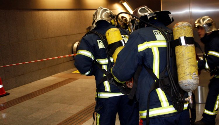 «Ράγα-sos»:-Η-εντυπωσιακή-άσκηση,-με-εφιαλτικό-σενάριο-εκτροχιασμού-και-έκρηξης-στο-Μετρό