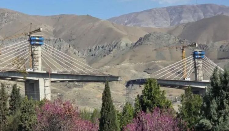 Ιράν:-Τουλάχιστον-8-νεκροί-εξαιτίας-του-βομβαρδισμού-γέφυρας-στην-Τεχεράνη