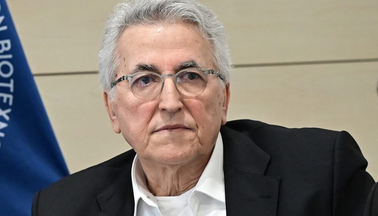 Ο-Γιάννης-Παναγόπουλος-απαντά-για-την-έφοδο-του-ελληνικού-fbi-στο-σπίτι-και-το-γραφείο-του