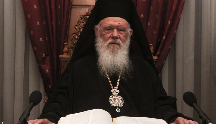 Στο-Μεσολόγγι-ο-Αρχιεπίσκοπος-Ιερώνυμος-την-Κυριακή-των-Βαΐων-για-τα-200-χρόνια-από-την-ηρωική-Έξοδο