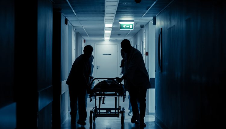 Δίνει-μάχη-για-τη-ζωή-του-ο-17χρονος-από-τον-Πειραιά-–-Πώς-έγινε-το-τροχαίο-με-το-λεωφορείο