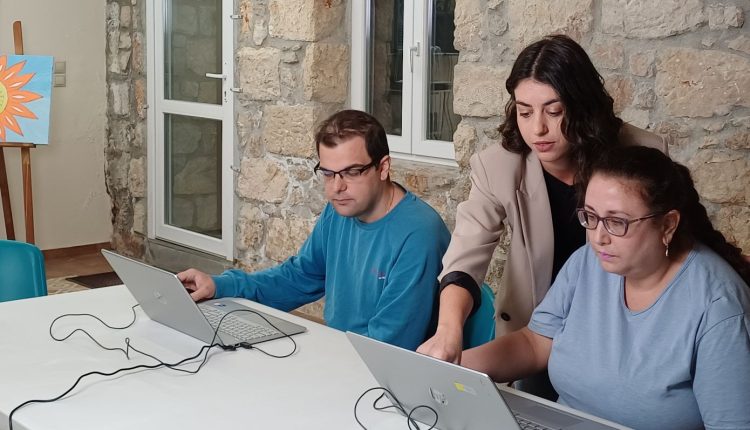 Τα-τρία-ελληνικά-προγράμματα-που-αξιοποιούν-την-τεχνητή-νοημοσύνη-και-απέσπασαν-διεθνή-διάκριση