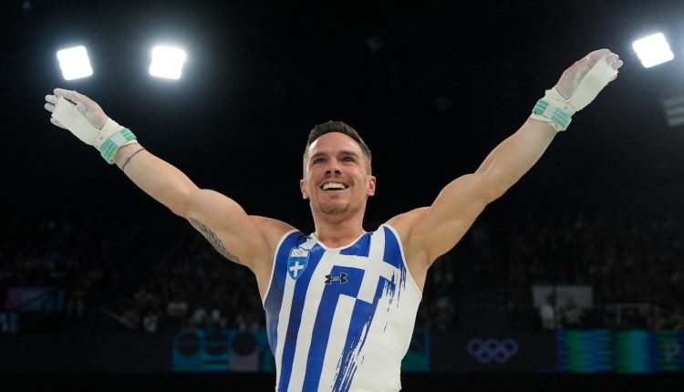 Εντυπωσιακός-Πετρούνιας-στο-Κάιρο:-Χρυσό-μετάλλιο-στους-κρίκους-στο-παγκόσμιο-κύπελλο